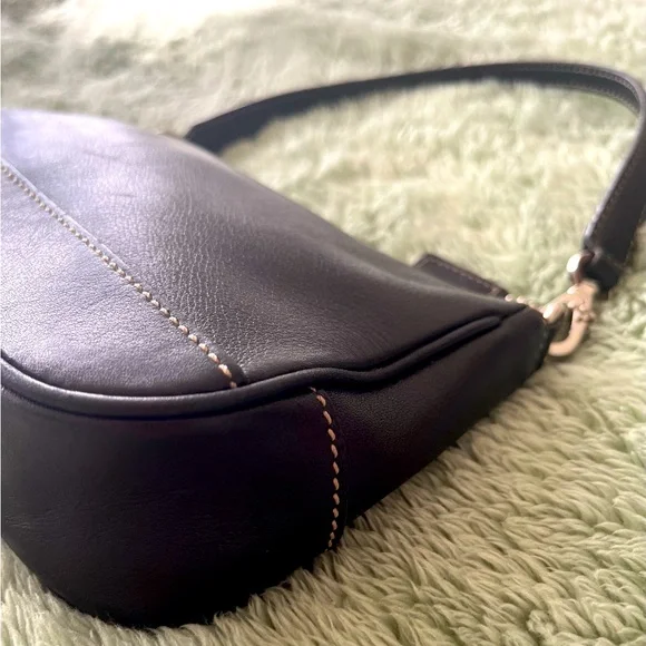 Coach Vintage Y2K Black Leather Shoulder Bag